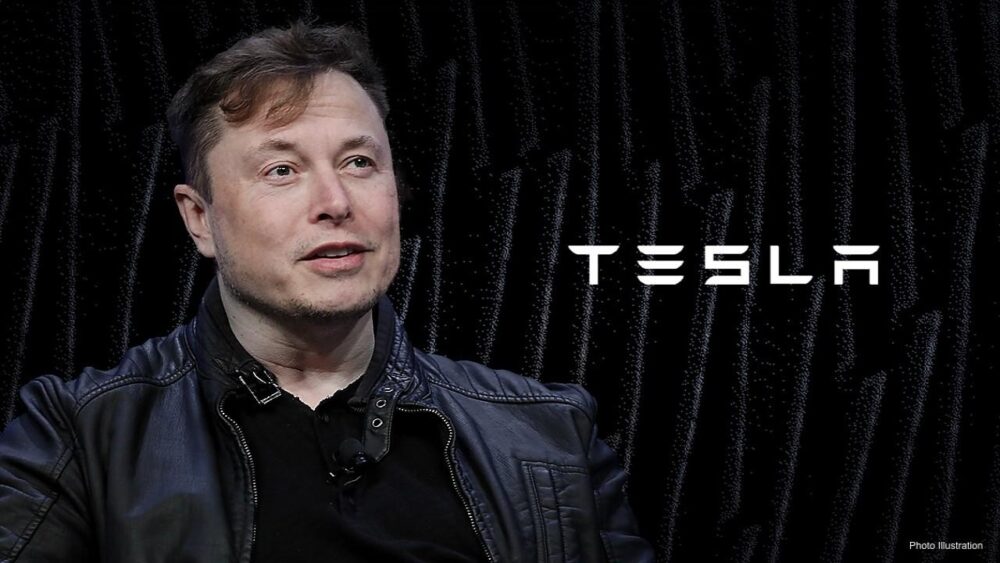 Top 10 Richest Men In The World: Billion Dollar Club Family