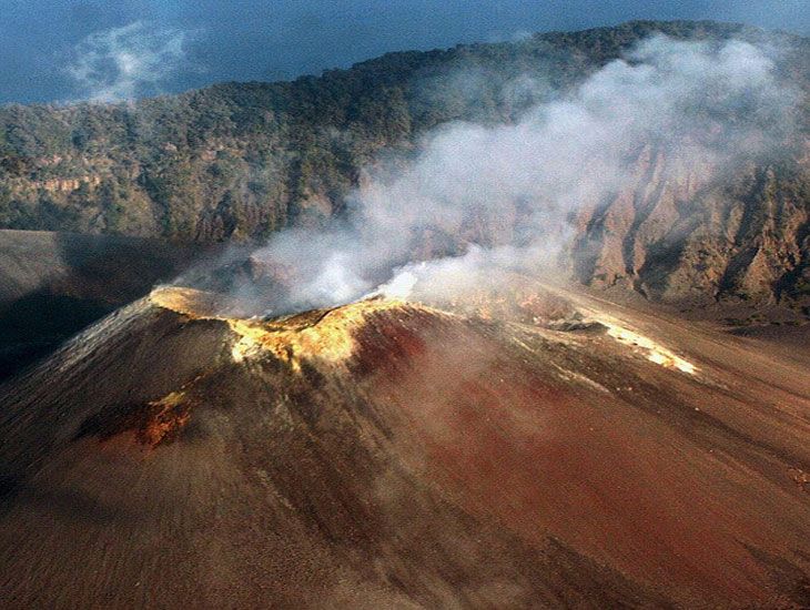 Only active valcano barren island in india Welcomenri