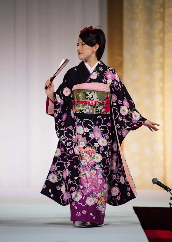 Top 10 Most fashionable dresses