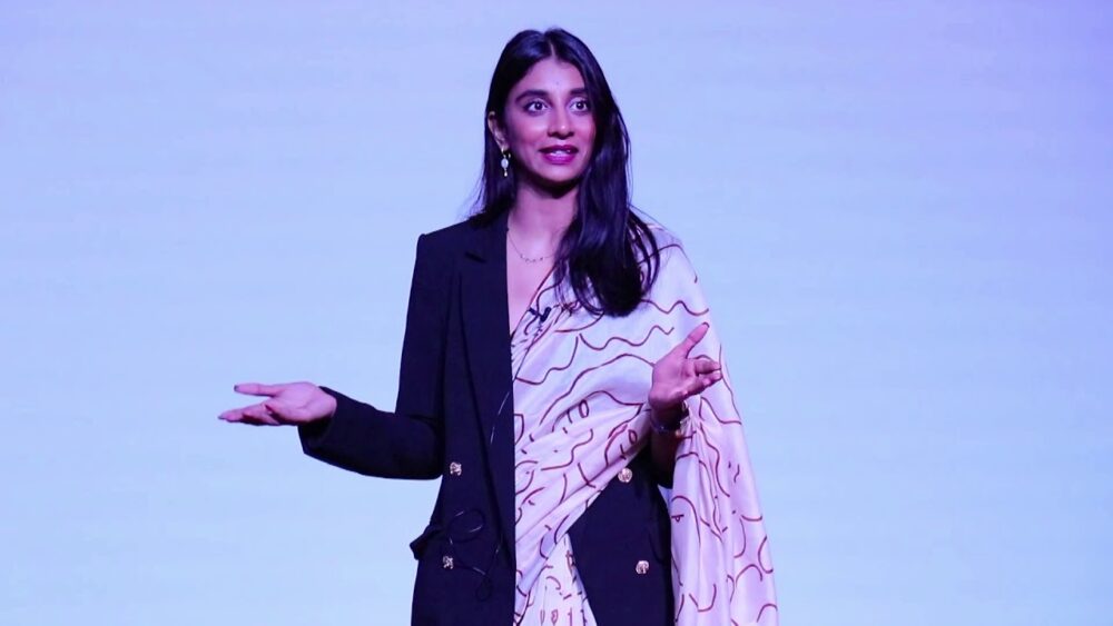 Comedian woman