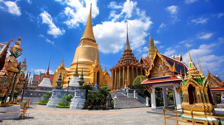 10 Countries Where Indians Can Travel On The Go Without A Visa