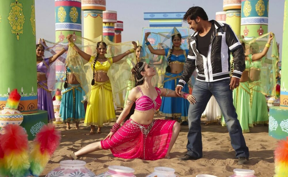 Bollywood Celebrites: Ajay Devgan - Himmatwala