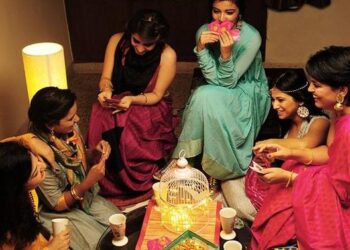Things We Love About Diwali