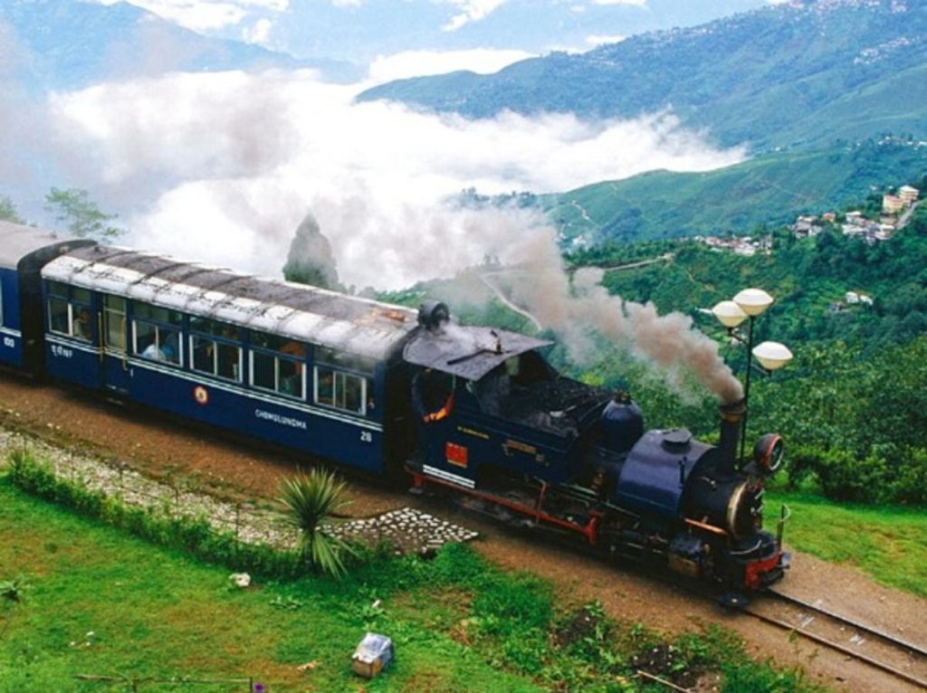 7 Best Train Journeys To Not Miss Out In India