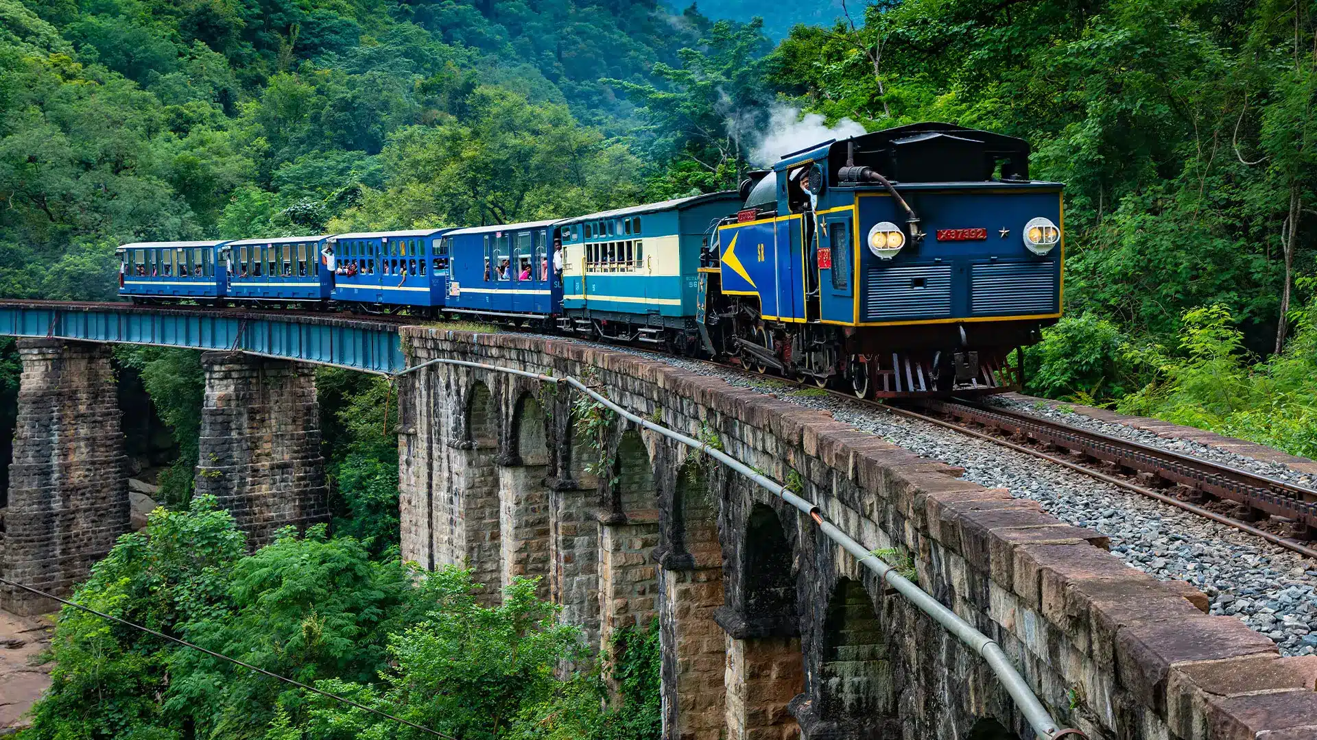 7 Best Train Journeys To Not Miss Out In India