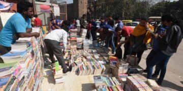 7 Street-Side Book Markets That Every Bibliophile Will Love