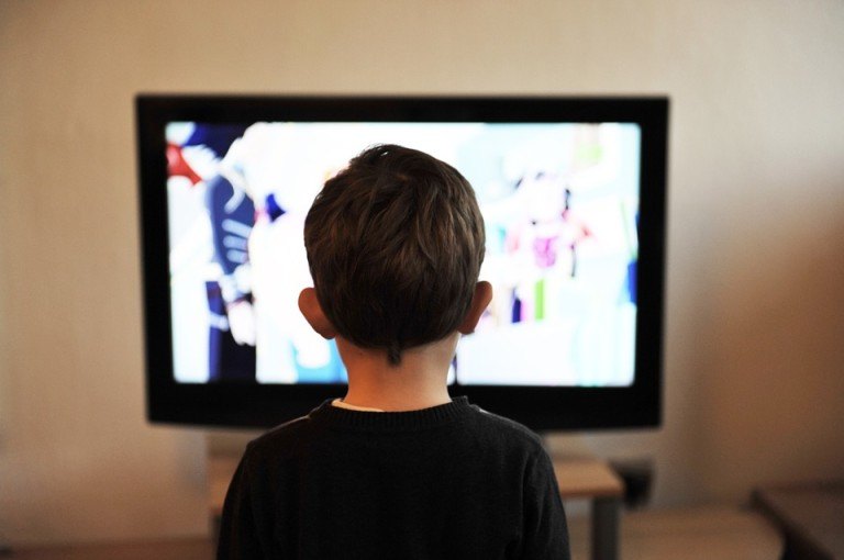 7 Strong Reasons For not watching Television from now on