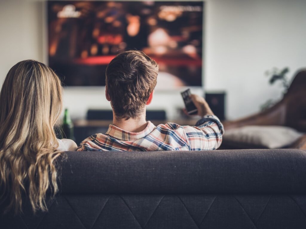 7 Strong Reasons For not watching Television from now on