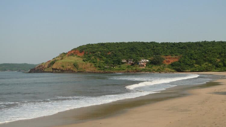 List Of Some Unexplored Hidden Beaches In Ratnagiri Maharashtra That Will Make You Feel Like You Are Not In India