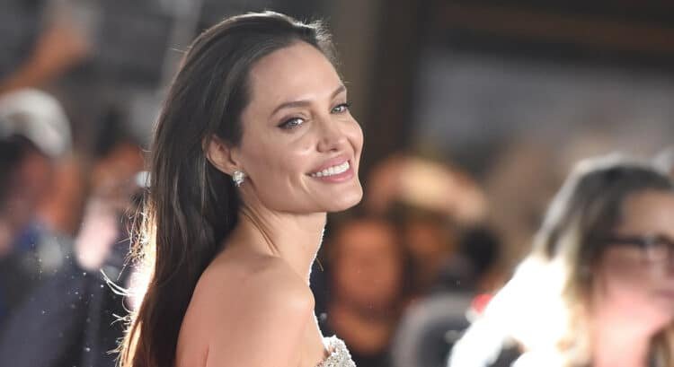 14 Best Quotes By Angelina Jolie That You Must Read