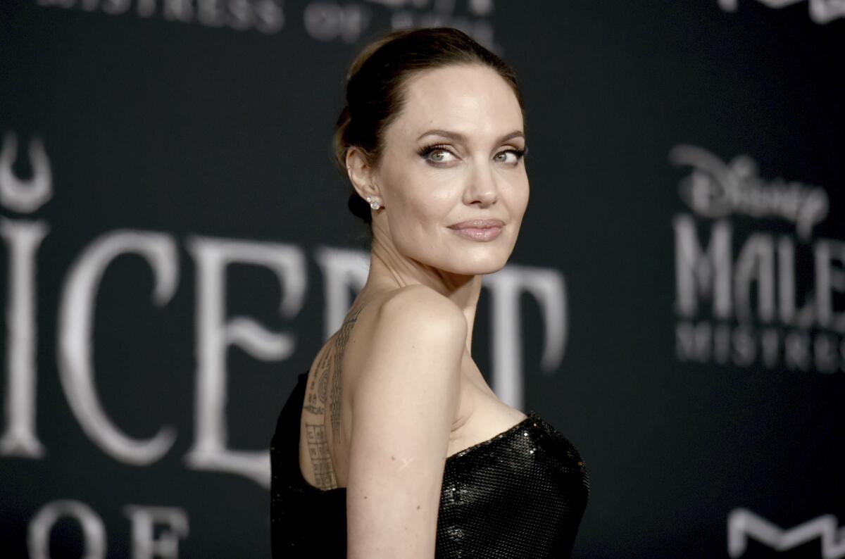 14 Best Quotes By Angelina Jolie That You Must Read