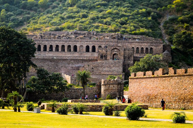 6 Extremely Haunted Places In India, You Shouldn't Visit By Yourself