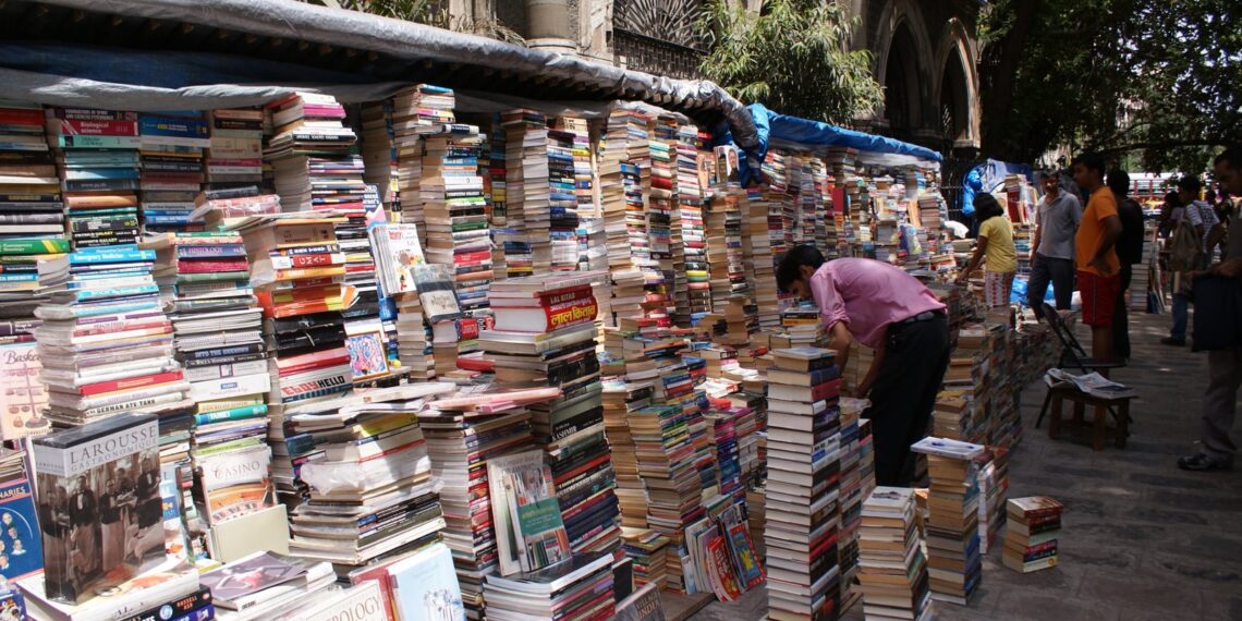 7 Street-Side Book Markets That Every Bibliophile Will Love