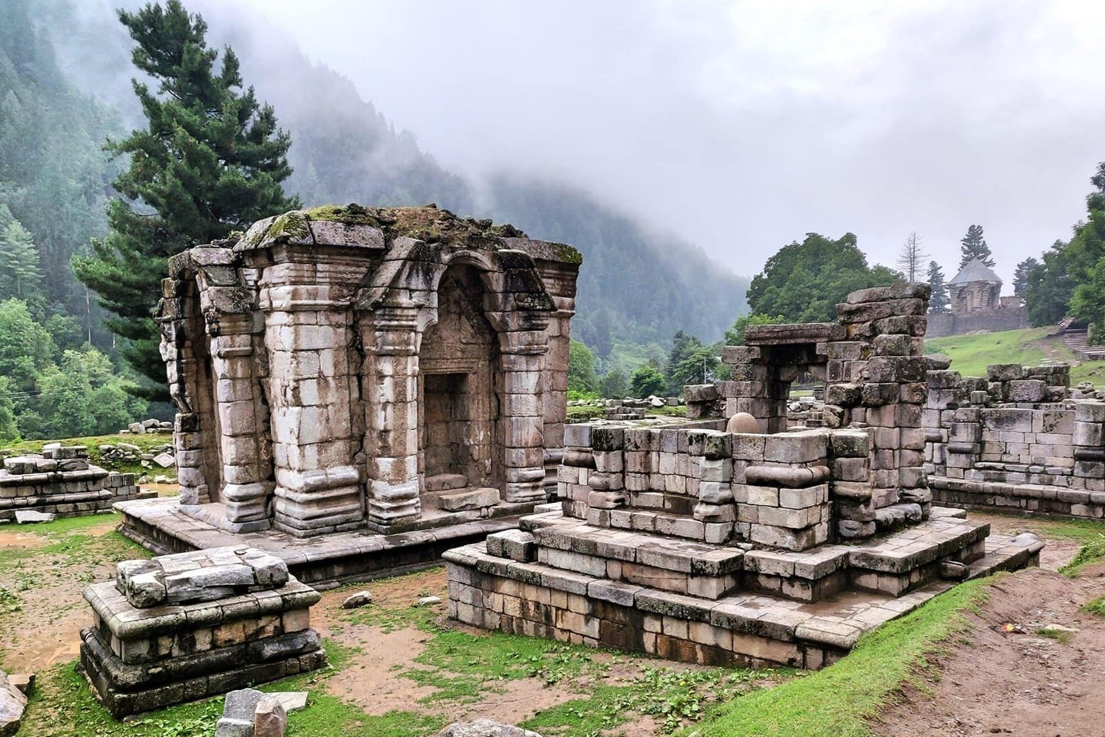 The 9 Best Offbeat Places In Kashmir - Naranag