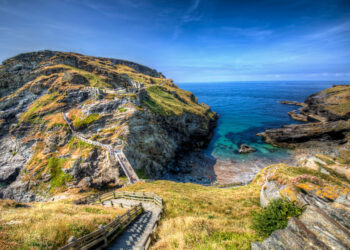 8 Picturesque Small Towns In England