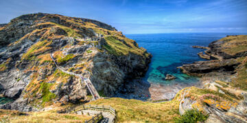 8 Picturesque Small Towns In England