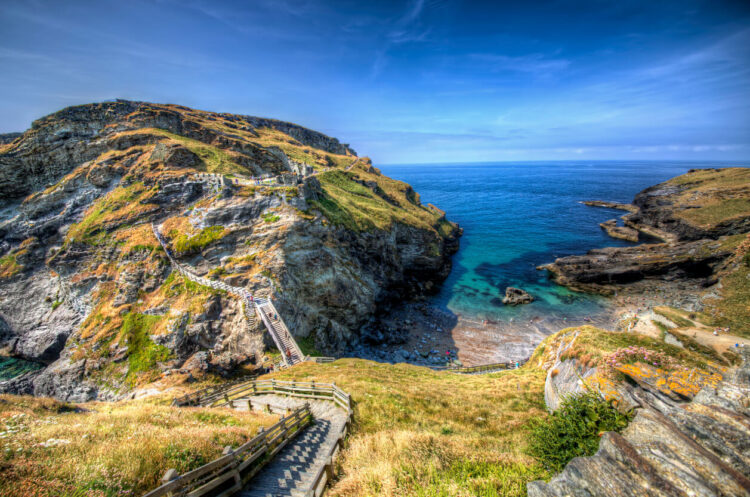 8 Picturesque Small Towns In England