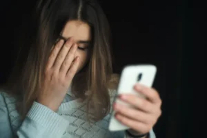 Effects Of Social Media On Self Esteem