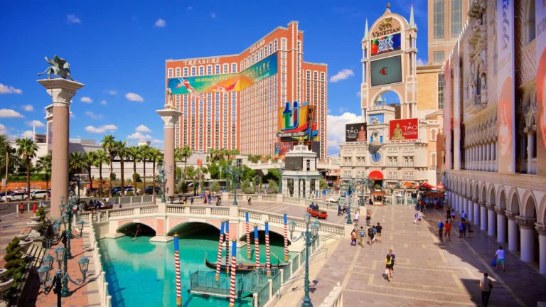 8 Best Things To Do In Las Vegas