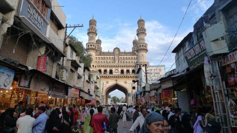15 Famous Indian Street Shopping Spots Where You Can Splurge Without Spending A Fortune