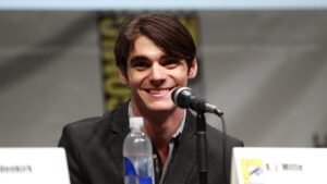 RJ Mitte Dies at 34: Breaking Bad Actor Who Played Walter White Jr Passes Away