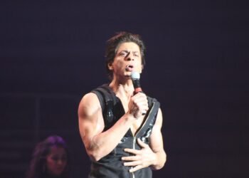 Shah Rukh Khan at SLAM The Tour - 20 September 2014