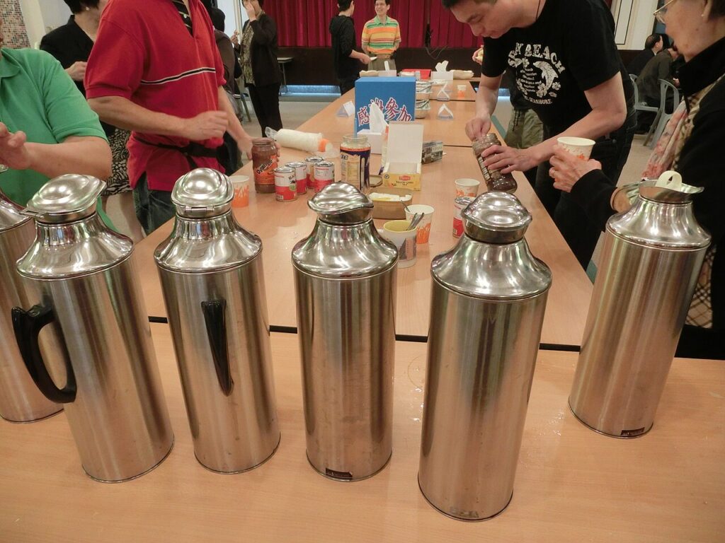 insulated steel vacuum bottles, one of the useful diwali gift ideas